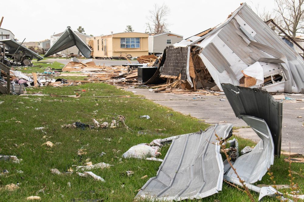 Featured image for the article "Kansas Tornado Kills One Person with More Storms Coming"